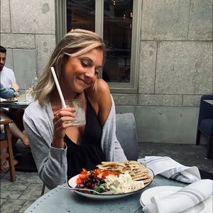 Meet your Posher, Emma